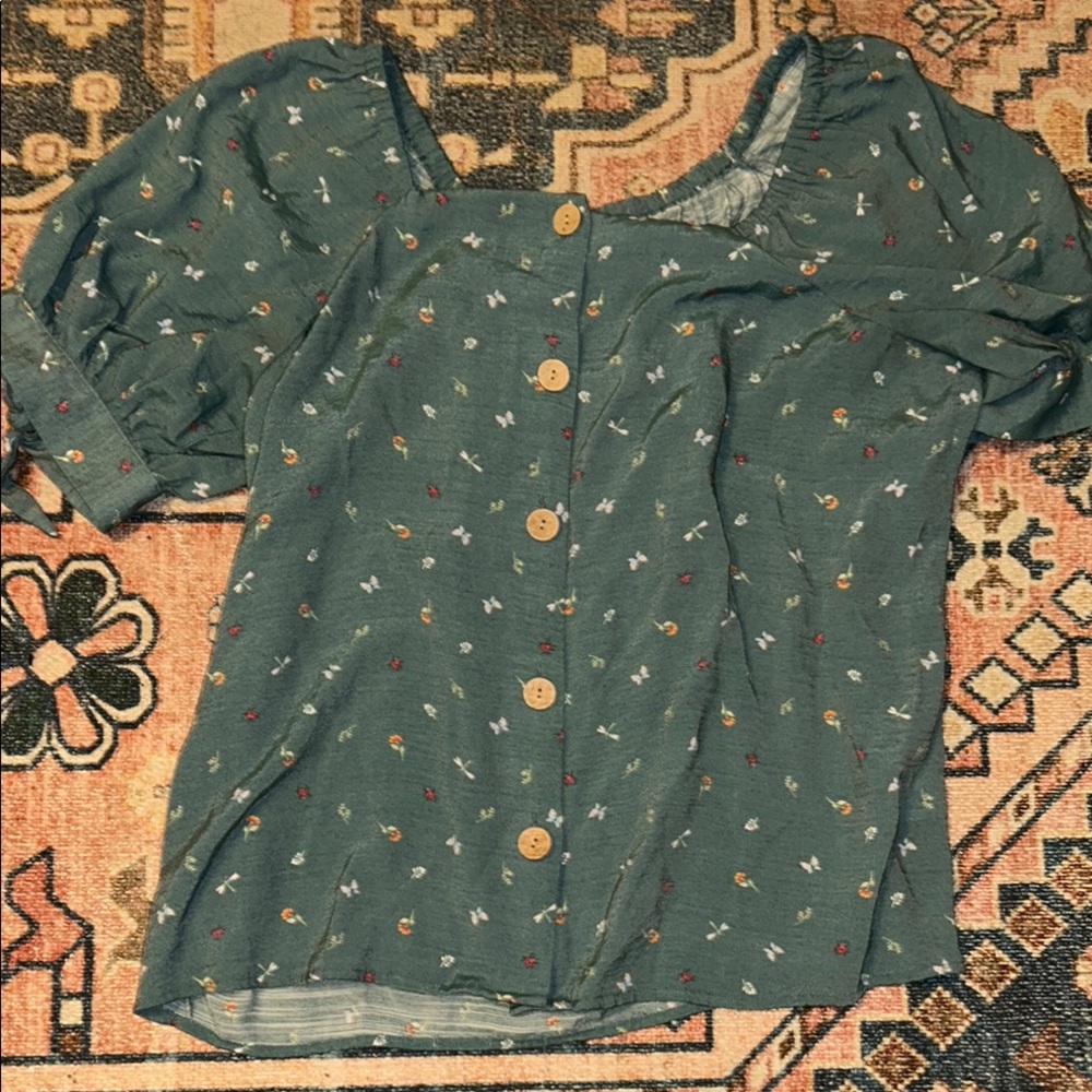 LC Lauren Conrad Green Puff Sleeve Blouse